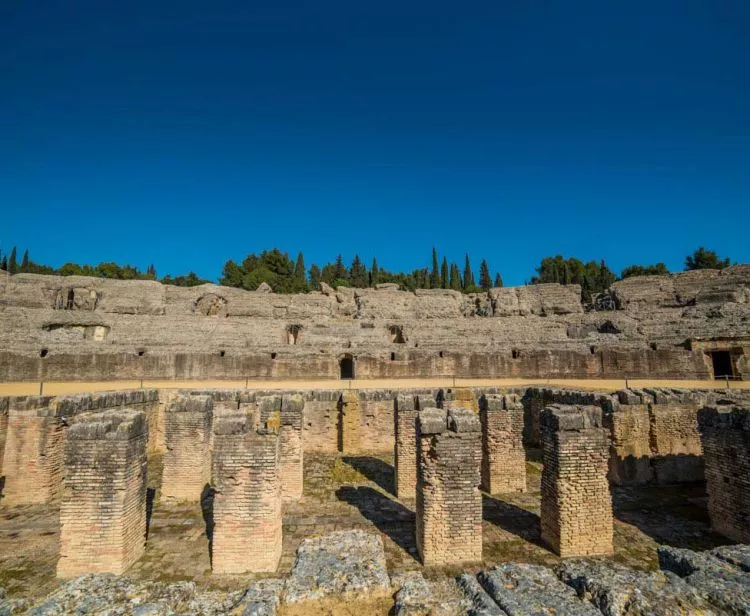 Group excursion from Seville to Italica
