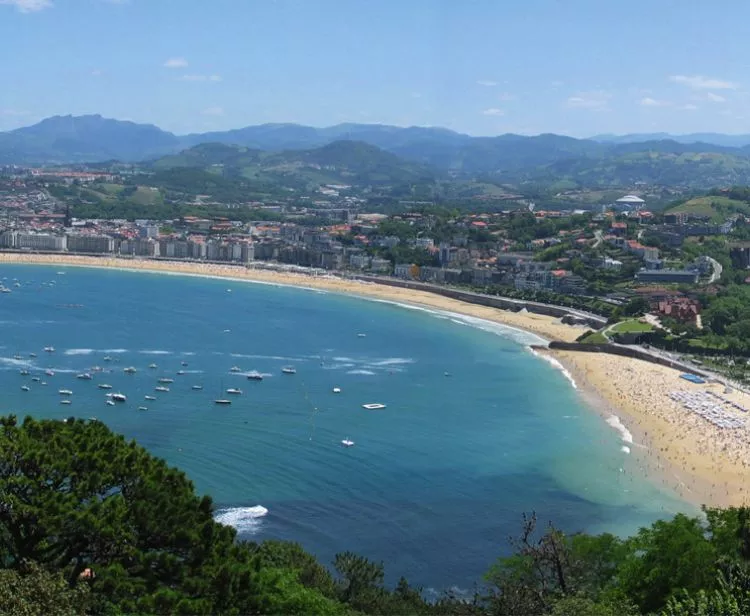 Free Historical San Sebastian Tour