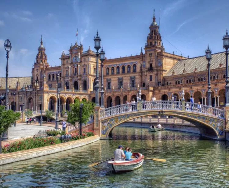 Tour Privado Santa Cruz y Plaza de España de Sevilla