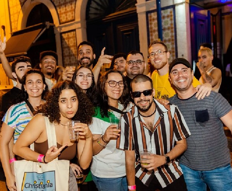 Pubcrawl Calle Rosa: La vida nocturna de Lisboa