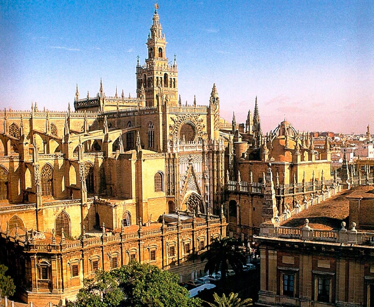 Catedral de Sevilla con entradas