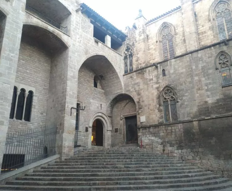 Tour a pie por el Barrio Gótico de Barcelona