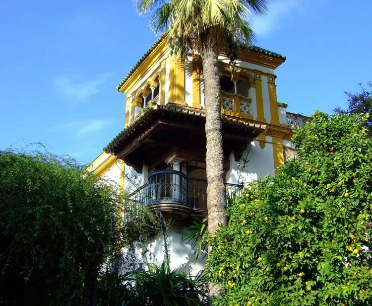 Visita con Guia al Alcázar de Sevilla + Tour Barrio Santa Cruz en Sevilla