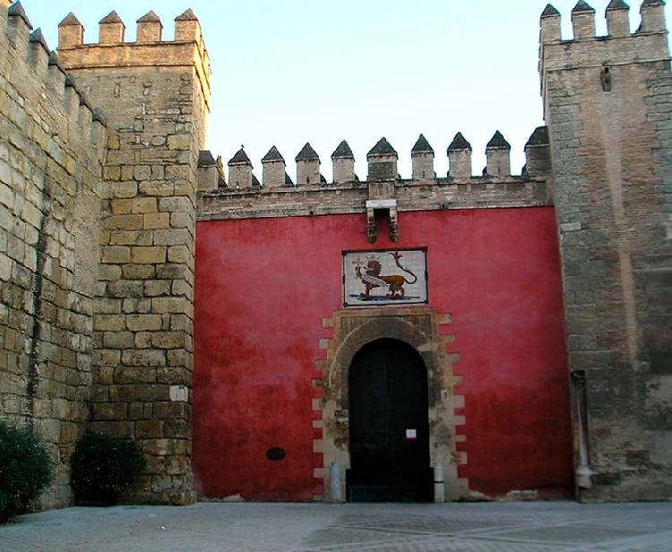 Tour privado Alcázar y Barrio de Santa Cruz
