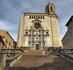 Tours en Girona