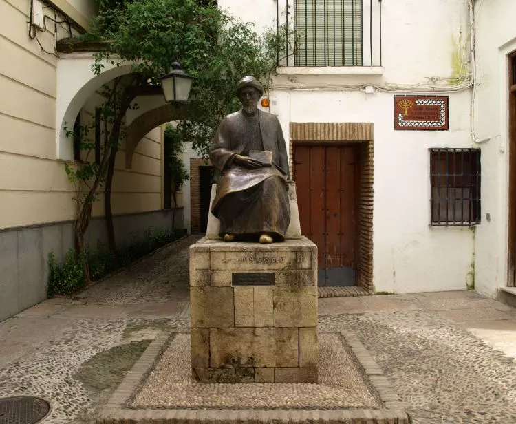 Visite guidée de la mosquée, de l'Alcazar et du quartier juif de Cordoue.