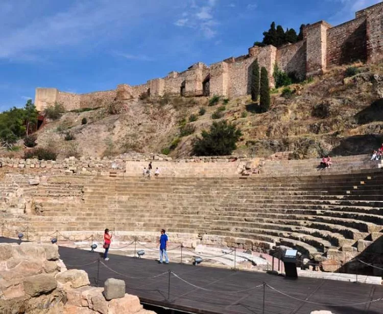 Places to visit on the Andalusia Bridge 2023: discover the best of this autonomous community