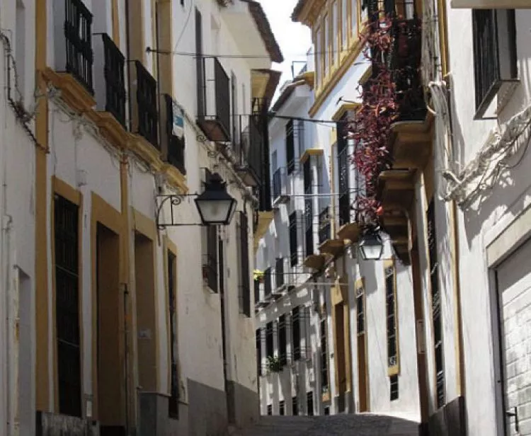 Mosque and Jewish Quarter Tour