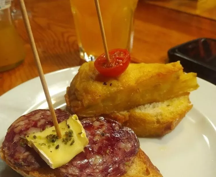 Walking tour of the Gothic Quarter of Barcelona with pintxo tasting