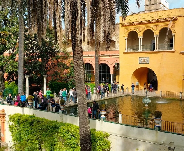 Official private tour Real Alcazar of Seville
