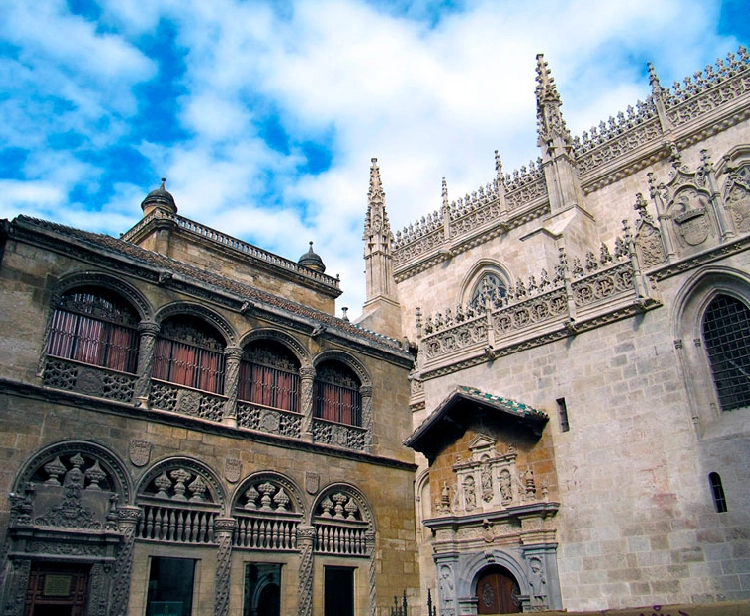 Seville cathedral tour and Giralda