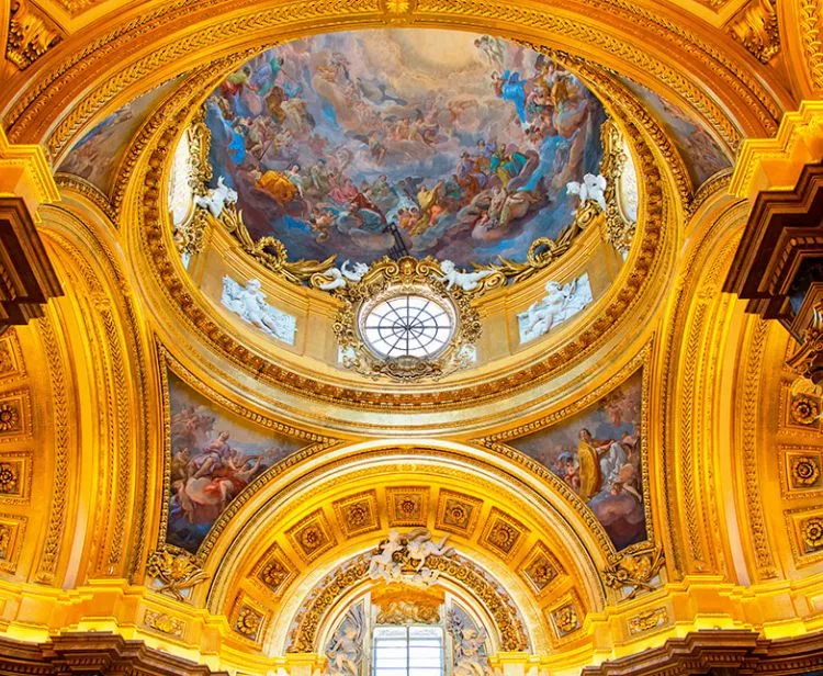 Visit to the Royal Palace and Flamenco Show