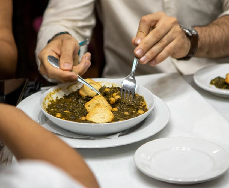 Spinach Seville tapas tours