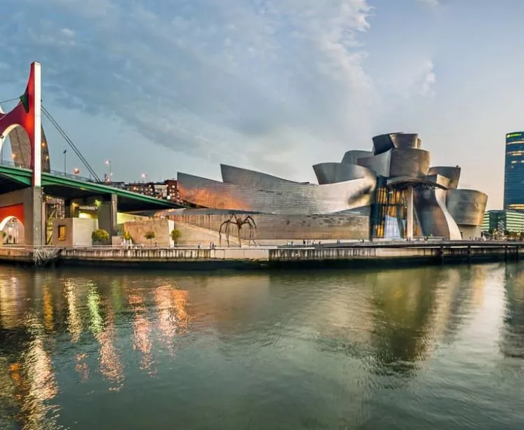  Bilbao Classico & Moderno in barca 