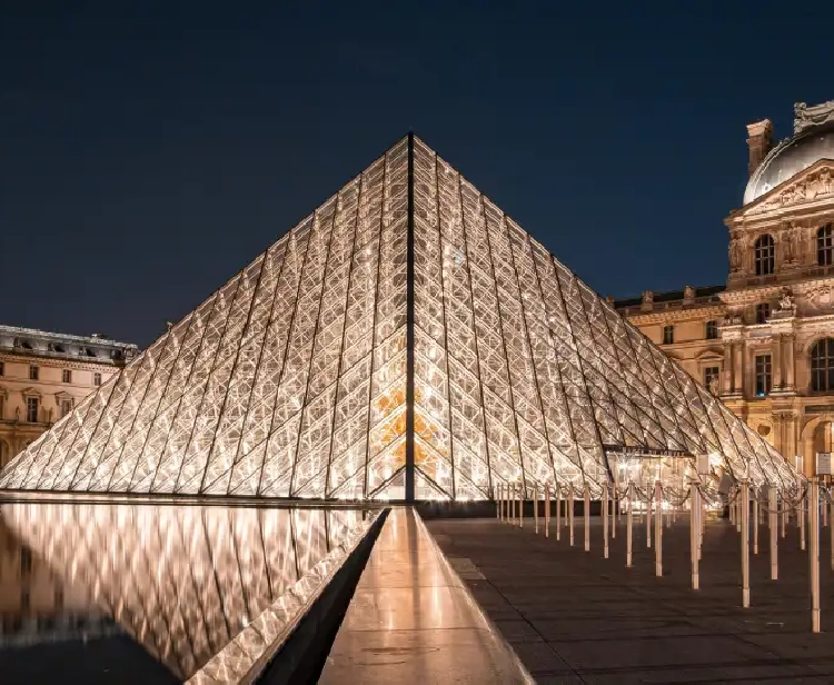 Louvre Museum