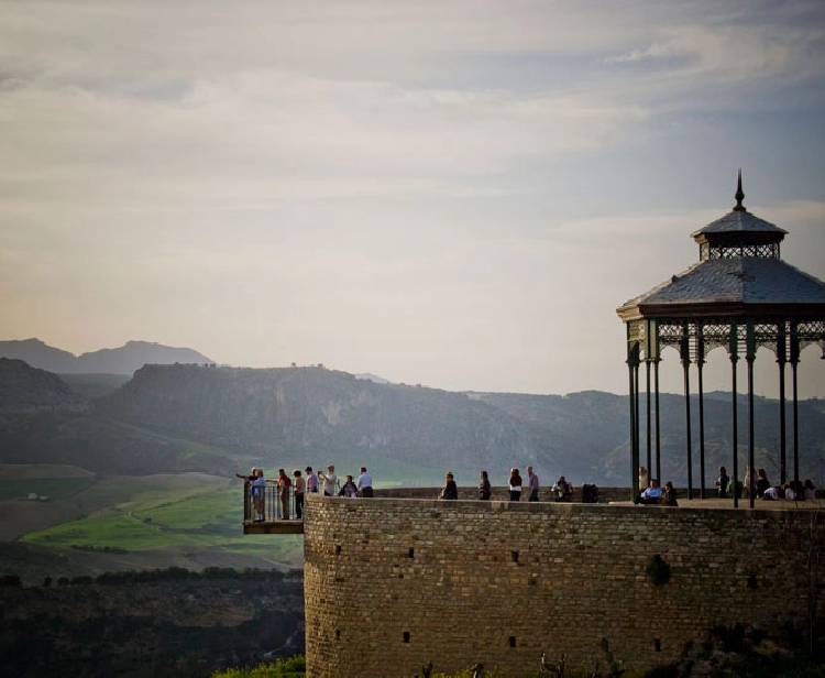 Escursione di gruppo da Siviglia a Ronda e ai Villaggi Bianchi