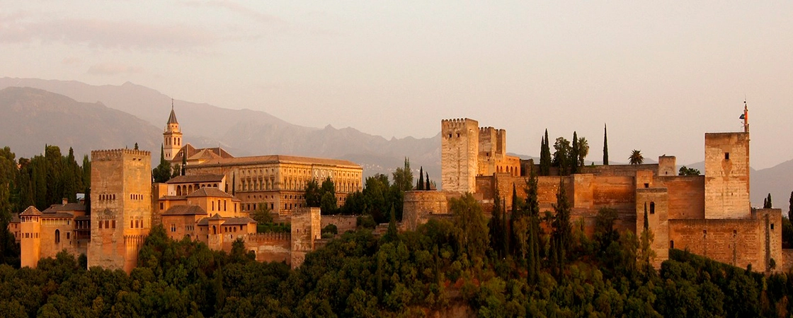 Информация об Альгамбре в Гранаде